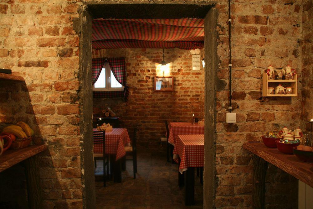 Villa Mystique Beograd Restaurant bilde