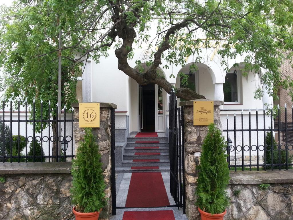 Villa Mystique Beograd Eksteriør bilde
